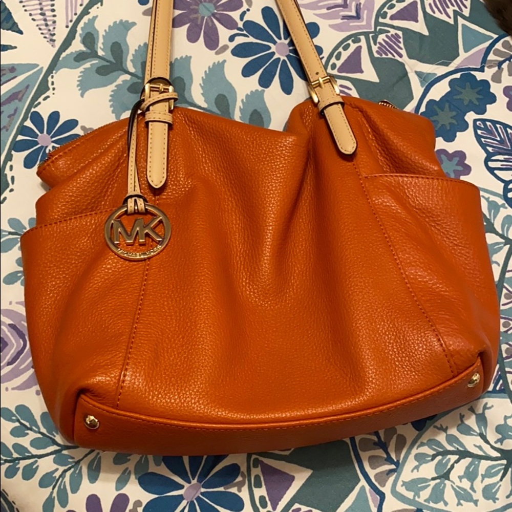 MK tote